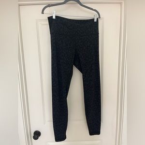 Lululemon size 10 black cheetah print leggings